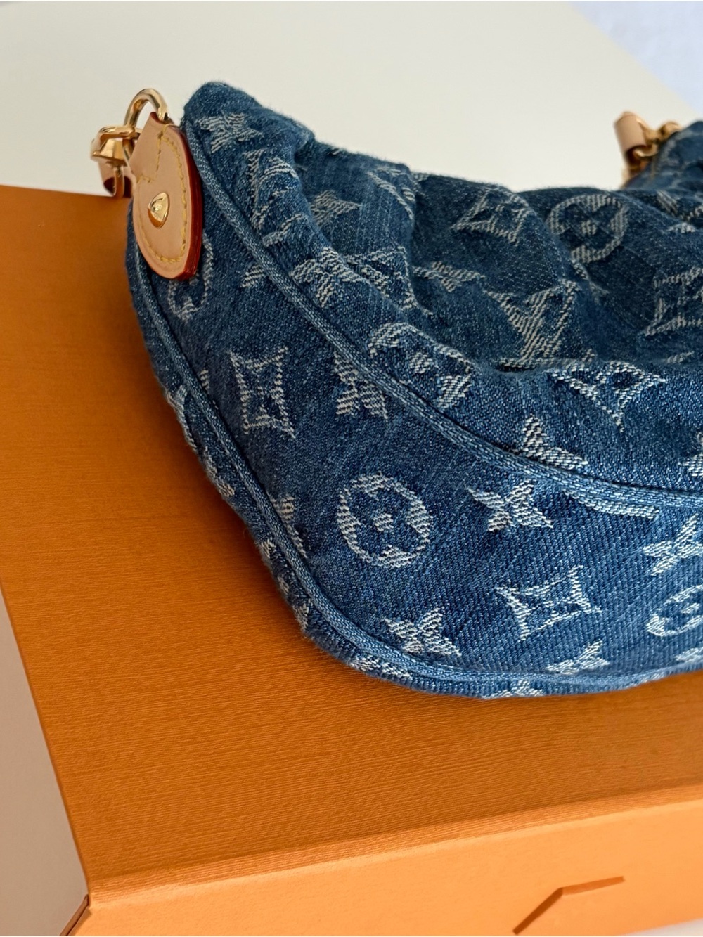 NEW Louis Vuitton Pochette Valley - Blue Denim - Picture 7 of 13